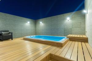 Bazén v ubytování Rasia Hotel Jeddah nebo v jeho okolí + 30 fotografií