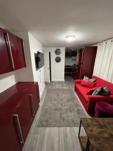 TV a/nebo společenská místnost v ubytování New 2BED Kay Road SW9 London
