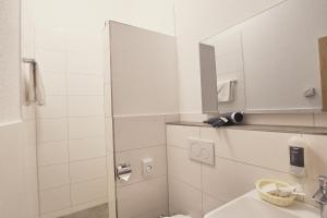 Koupelna v ubytování Landgasthaus Zollerstuben