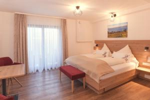 Postel nebo postele na pokoji v ubytování Landgasthaus Zollerstuben
