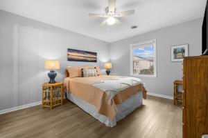 Postel nebo postele na pokoji v ubytování Charming 3 BR ,Oceanview Condo located in Surfside!