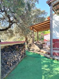 Κήπος έξω από το El rincón de Alájar