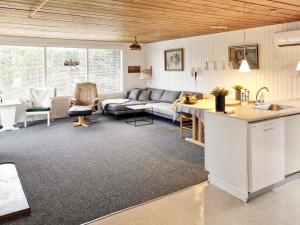 Posezení v ubytování Holiday home Thisted XLVII