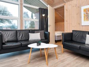 Posezení v ubytování Holiday Home Kirsebærvænget III