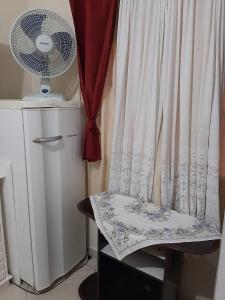 Fotografie z fotogalerie ubytování Confortável quarto em Matinhos v destinaci Matinhos
