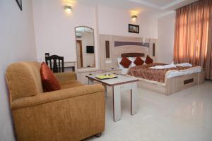 Φωτογραφία από το άλμπουμ του Hotel Royal Highness σε Tinsukia +70 φωτογραφίες