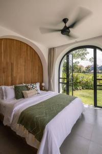 Postel nebo postele na pokoji v ubytování Villa Rae - 2BDR Luxe Villa + 37 fotografií