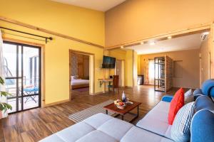 Posezení v ubytování Sunshine Resort Pokhara - Your Private Paradise
