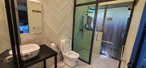 Un baño de Gopeng Riverstones Rainforest Retreat