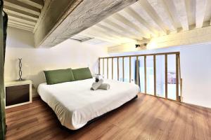 Afbeelding uit fotogalerij van Le cocon de Saint-Clair in Caluire-et-Cuire