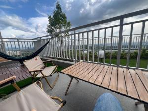 Balkón nebo terasa v ubytování Aisha staycation wifi big patio Putrajaya