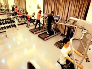 Фитнес център и/или фитнес съоражения в Jinjiang Grandlink Hotel