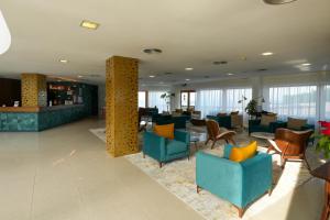 אזור ישיבה ב-Hotel Miramar Sul