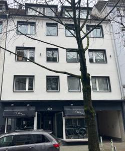 Budova, kde se apartmán nachází + 11 fotografií