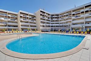 Πισίνα στο ή κοντά στο Albufeira Concept 2 With Pool by Homing
