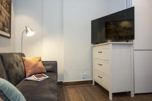 Μια τηλεόραση ή/και κέντρο ψυχαγωγίας στο SingularStays Xativa III