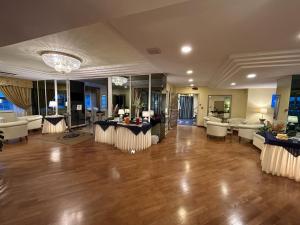 Гостиная зона в Hotel City