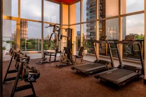 ฟิตเนสเซ็นเตอร์และ/หรือเครื่องออกกำลังกายที่ ÚNICO - Stay & Residences by AVA