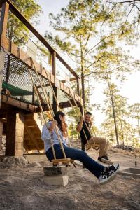 入住Tiny Pines A-Frame Cabin, Domes and Luxury Glamping Site的客人