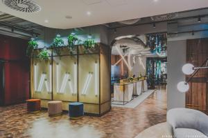 Royal Tulip Warsaw Centre的休息区
