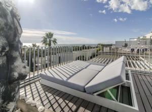 Rõdu või terrass majutusasutuses Duplex vistas mar con piscina