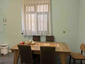 Φωτογραφία από το άλμπουμ του Yuxu coliving space σε Σουμγκαγήτ