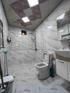 Ένα μπάνιο στο Yuxu coliving space