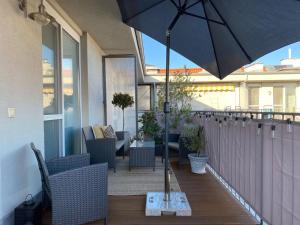 Μπαλκόνι ή βεράντα στο Maisonette Apartment with Terrace