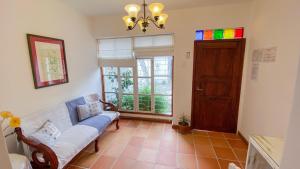Postelja oz. postelje v sobi nastanitve Sakti Hostal B&B