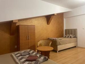 Postelja oz. postelje v sobi nastanitve Hostel Izvor