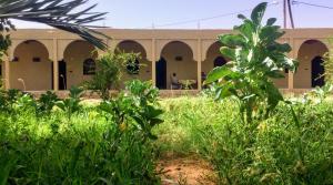 Κήπος έξω από το Gite DAR UL +3 φωτογραφίες