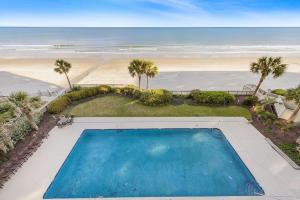 Bazén v ubytování Arcadian One 04a nebo v jeho okolí