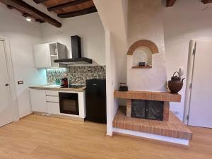 Η κουζίνα ή μικρή κουζίνα στο La casina nel convento +17 φωτογραφίες