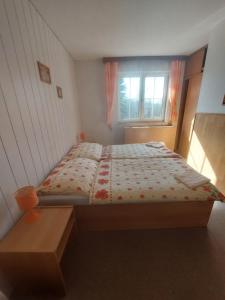 Voodi või voodid majutusasutuse Monte Lope toas