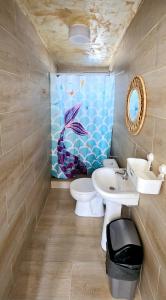 Et badeværelse på Lazy Lounge Apartments + 33 billeder