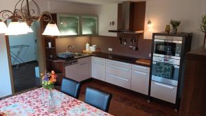 Køkken eller tekøkken på BoardingHouse Neerstedt