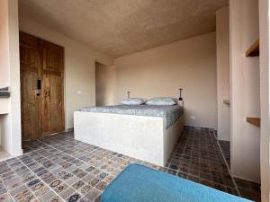 Xbalche eco hotel & RV park房間的床
