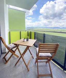 A balcony or terrace at Studio Apartment at outskirt of High Tatras