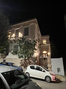 The building in which the holiday home is located