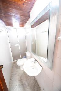Ванна кімната в Oasis Residencial Floor 3 con Parqueo gratuito