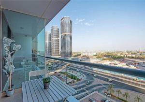 صورة لـ HAVN - Studio Apartment in Goldcrest Views, JLT في دبي