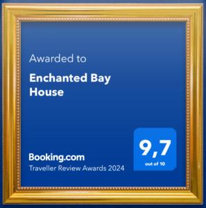 Certifikát, hodnocení, plakát nebo jiný dokument vystavený v ubytování Enchanted Bay House