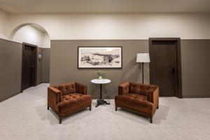 Χώρος καθιστικού στο The Atlee Suites