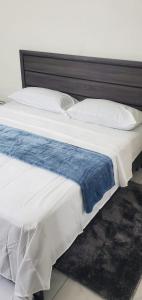 Легло или легла в стая в Finest Accommodation Phoenix Park Phase 4 Lot # 1348 Portmore St Catherine