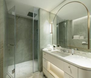 Bagno di Lanson Place Causeway Bay, Hong Kong