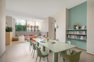 Χώρος καθιστικού στο Adoor Suites Shenzhen