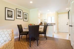 Dining area sa apartment