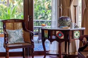 Posezení v ubytování ama Stays & Trails Ishatva , Alibag