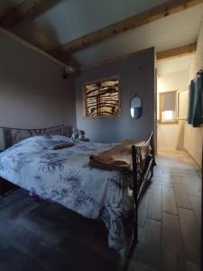 Кровать или кровати в номере Pays du ventoux