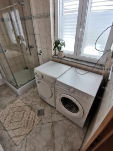 Kylpyhuone majoituspaikassa Appartement Ivo